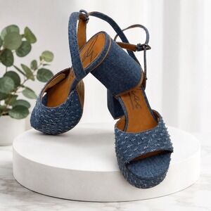 Zodiac Womens Blue Denim Embroidered Platform Block Heel Sandals Size 7